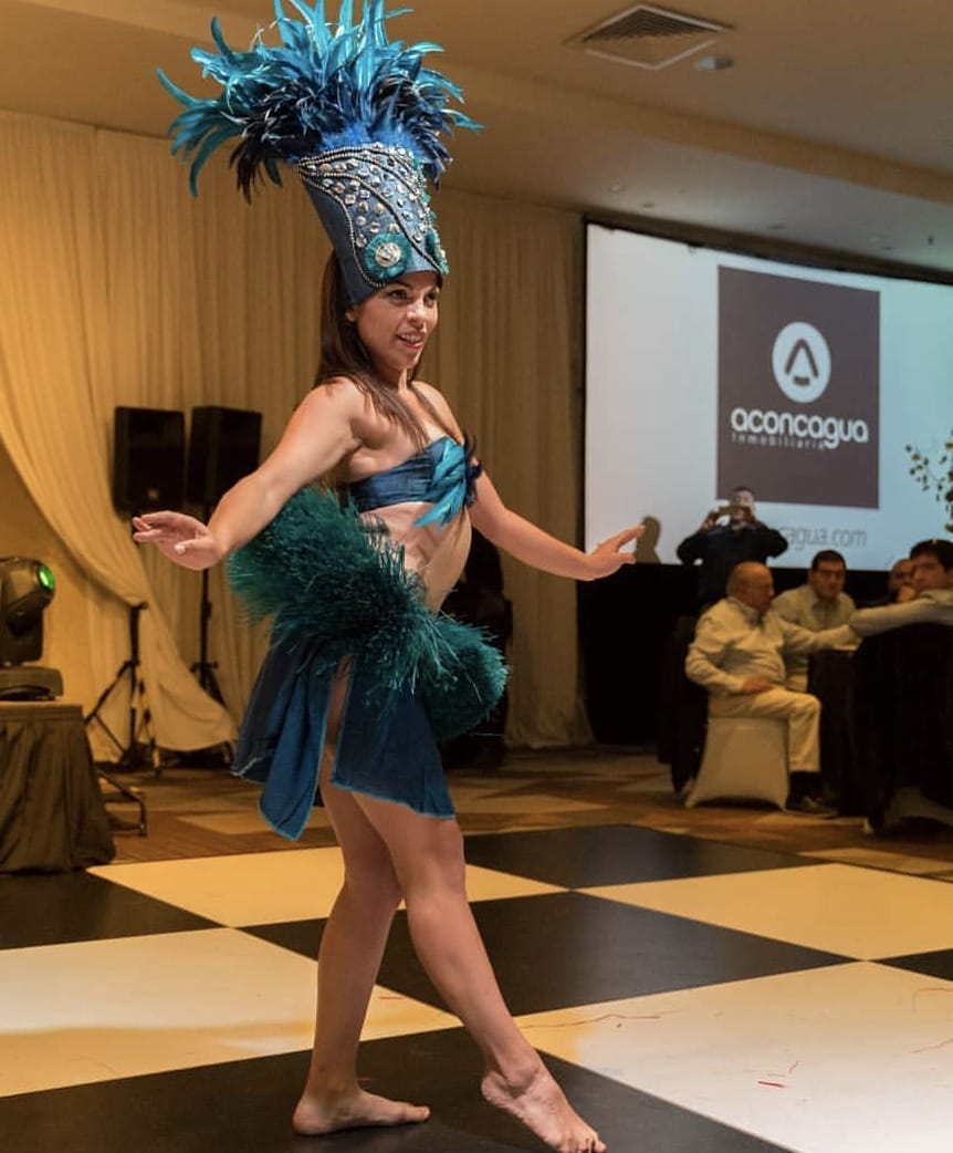 Activación de marca con show polinesio profesional